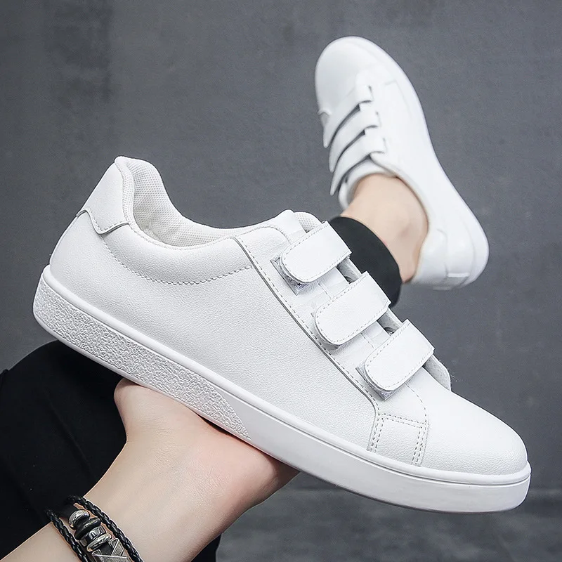 Neue weiße Herrenschuhe, modische Studenten-Board-Schuhe, lässige Lederschuhe für Herren