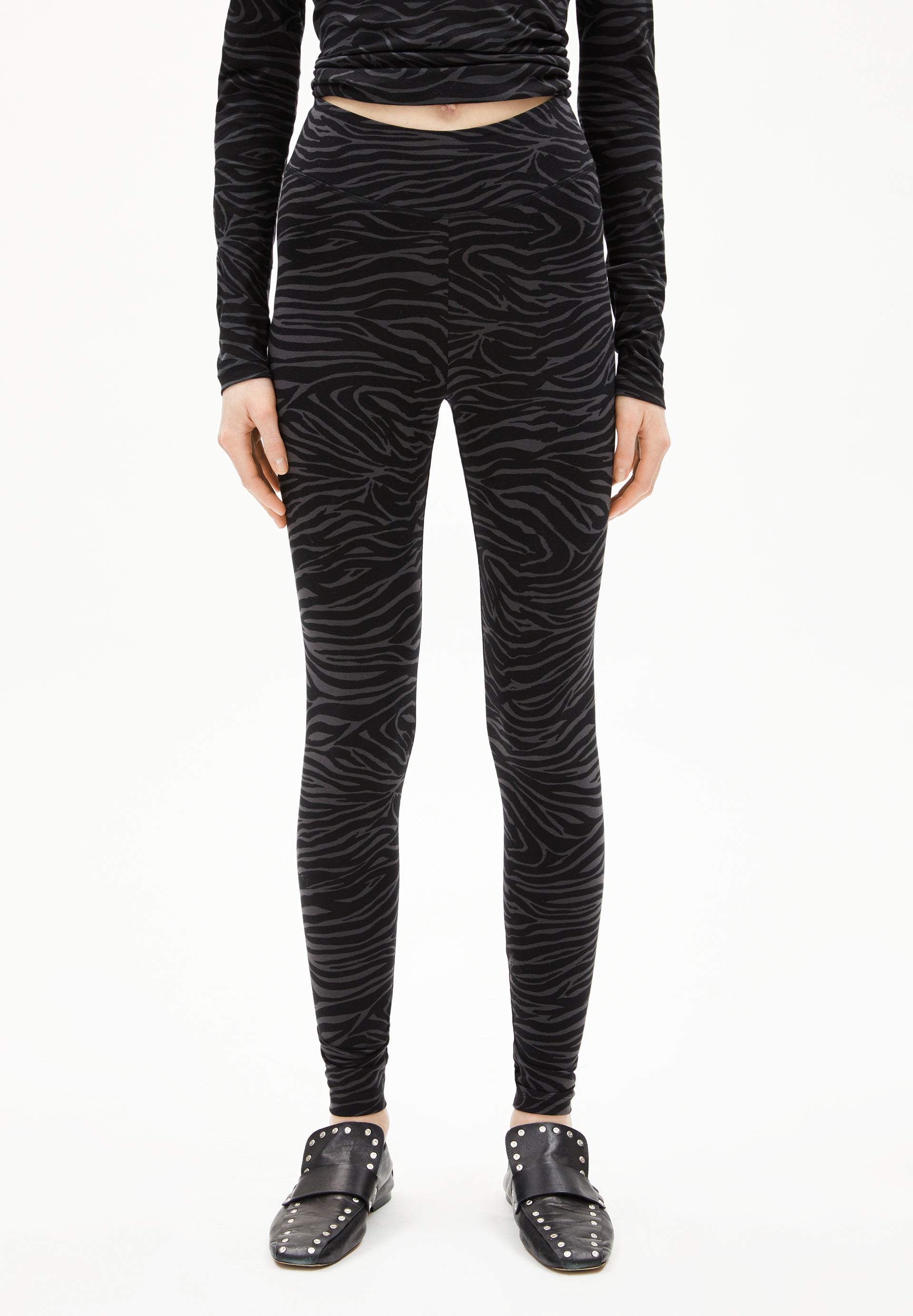 FARIBAA ZEBRARAA | Leggings aus Bio-Baumwoll Mix - schwarz (L)