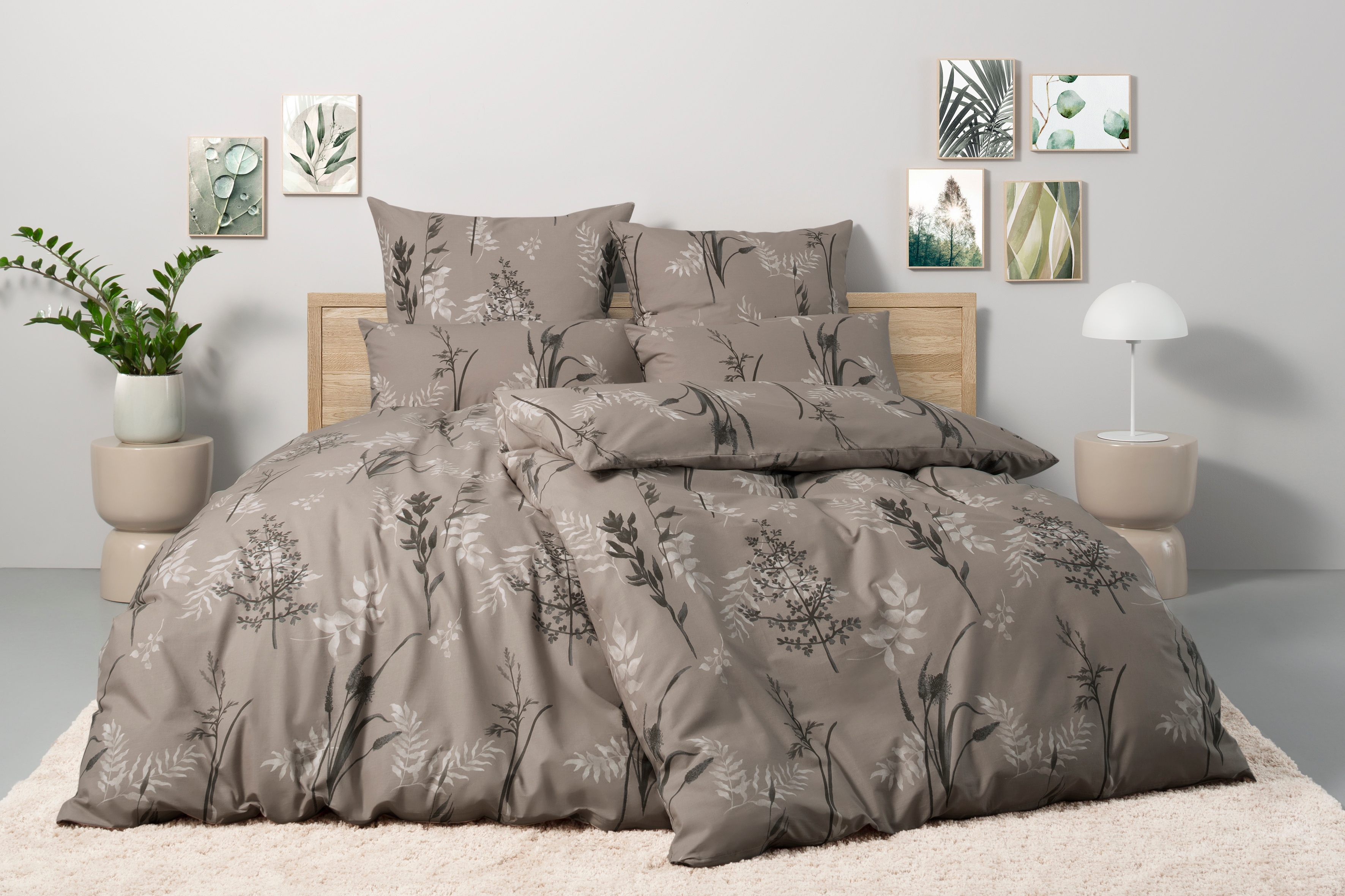 Bettwäsche BIERBAUM "Hellena", taupe, B/L: 135cm x 200cm, 1 Stk., 1 Stk., Renforcé, B/L: 80cm x 80cm, 2 Stk., Renforcé, Obermaterial: 100% Baumwolle, Bettwäsche, in Gr. 135x200 oder 155x220 cm, 100% Baumwolle, Kreise Image