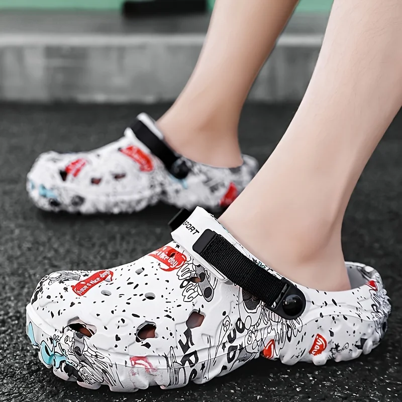 Herrenschuhe Sommer Luxus Sandalen Herren Hausschuhe Loch Schuhe Sommer EVA Outdoor Fashion Kopfbedeckung Sandalen Fahren Strandschuhe