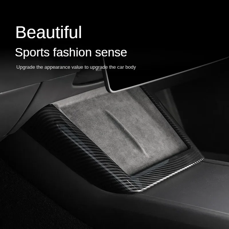 Für Tesla Modell 3 Highland 2024 abs kabellose Lade kissen Panel Seiten verkleidung dekorative Streifen Kohle faser muster dekorative Teile Image