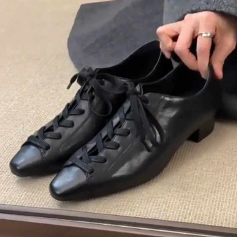 Black British Style Leather Shoes Women Retro Lace Up Mid Heel Pumps Comfortable Elegant Commuter Office Shoes Zapatos De Mujer