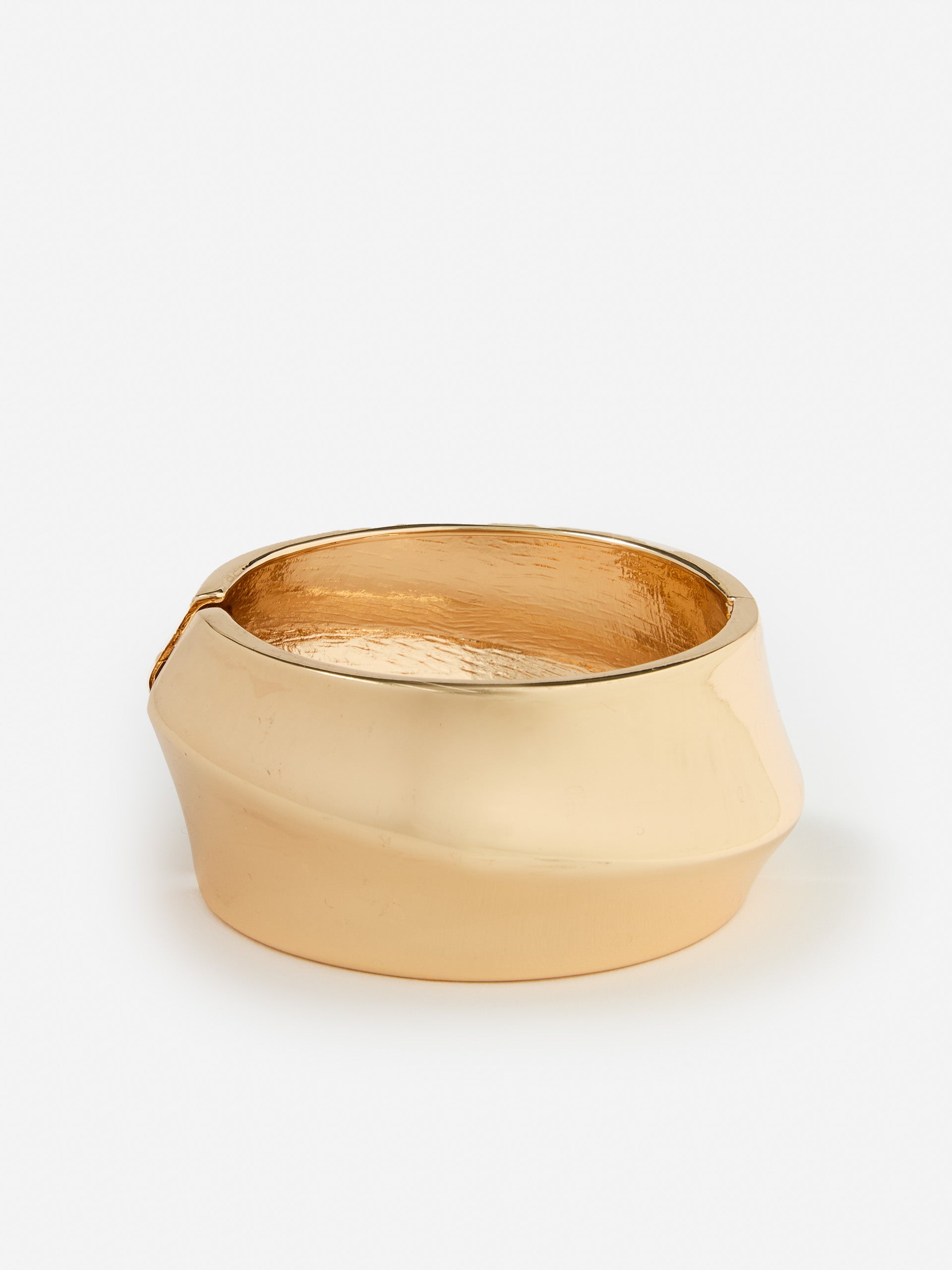 J.McLaughlin Women's Sculptural Bangle Gold