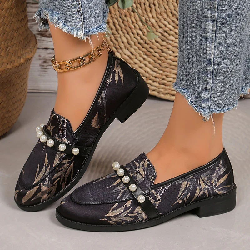 Plus Größe 36-43 Gedruckt Wohnungen Schuhe Frauen Mode Perlen Dekor Niedrigen Ferse Faulenzer Frau Bequeme Slip Auf Casual schuhe Weibliche