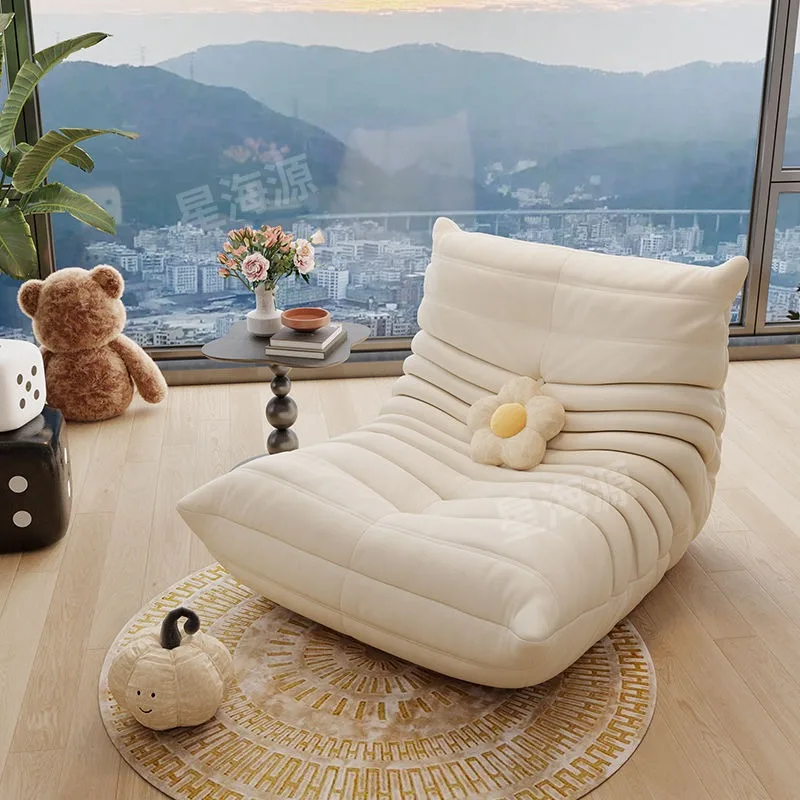 Faul, Sofa, Raupe, Liegesessel, Balkon, Internet-Promi-Wohnzimmer, Schlafzimmer, Einzel-, kleine Wohnung