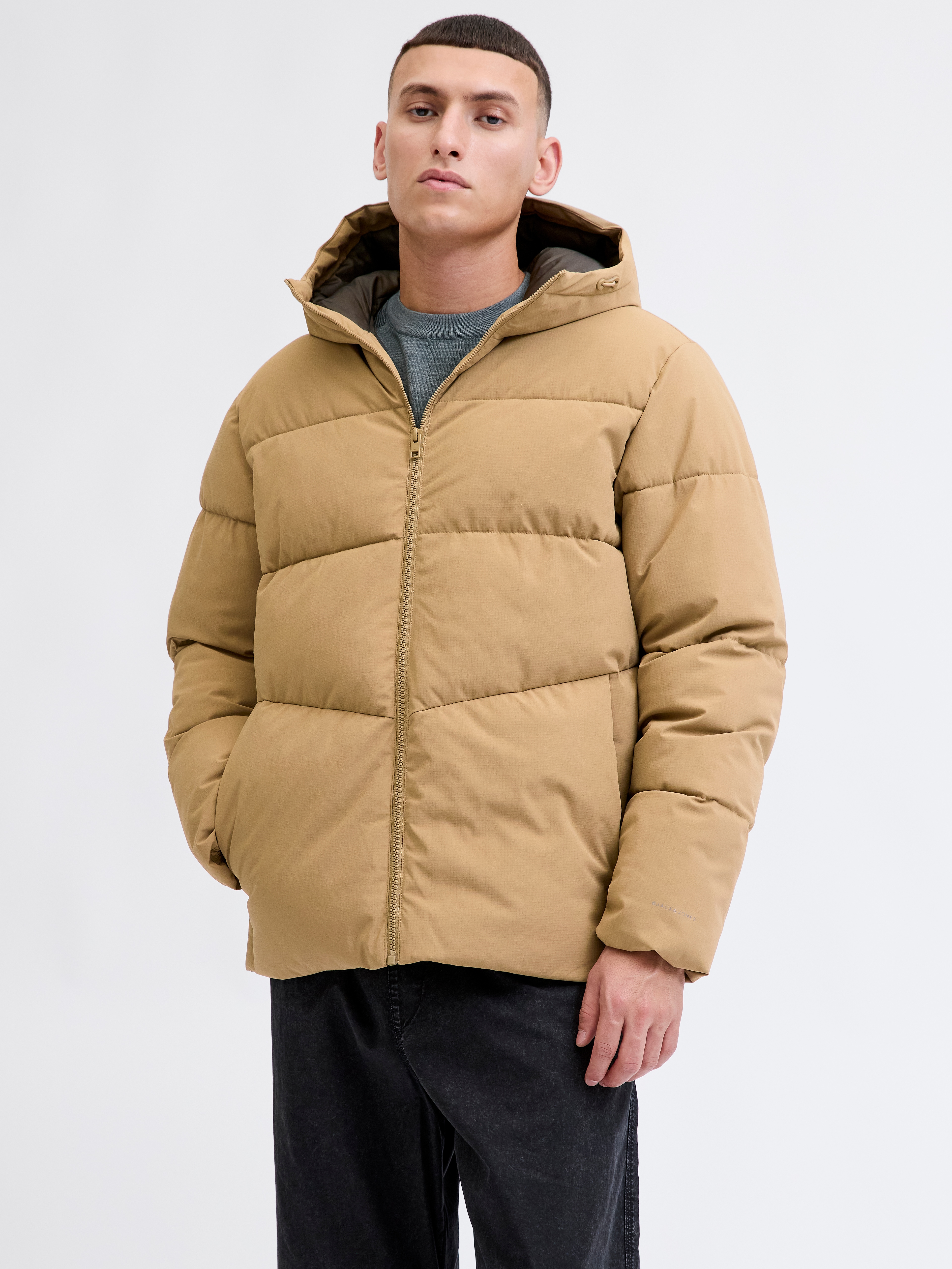 Steppjacke JACK & JONES "JJGLOBAL PUFFER JACKET", Damen, Gr. M, braun (elmwood), Web, Obermaterial: 100% Polyester, unifarben, regular fit normal, Jacken Steppjacke