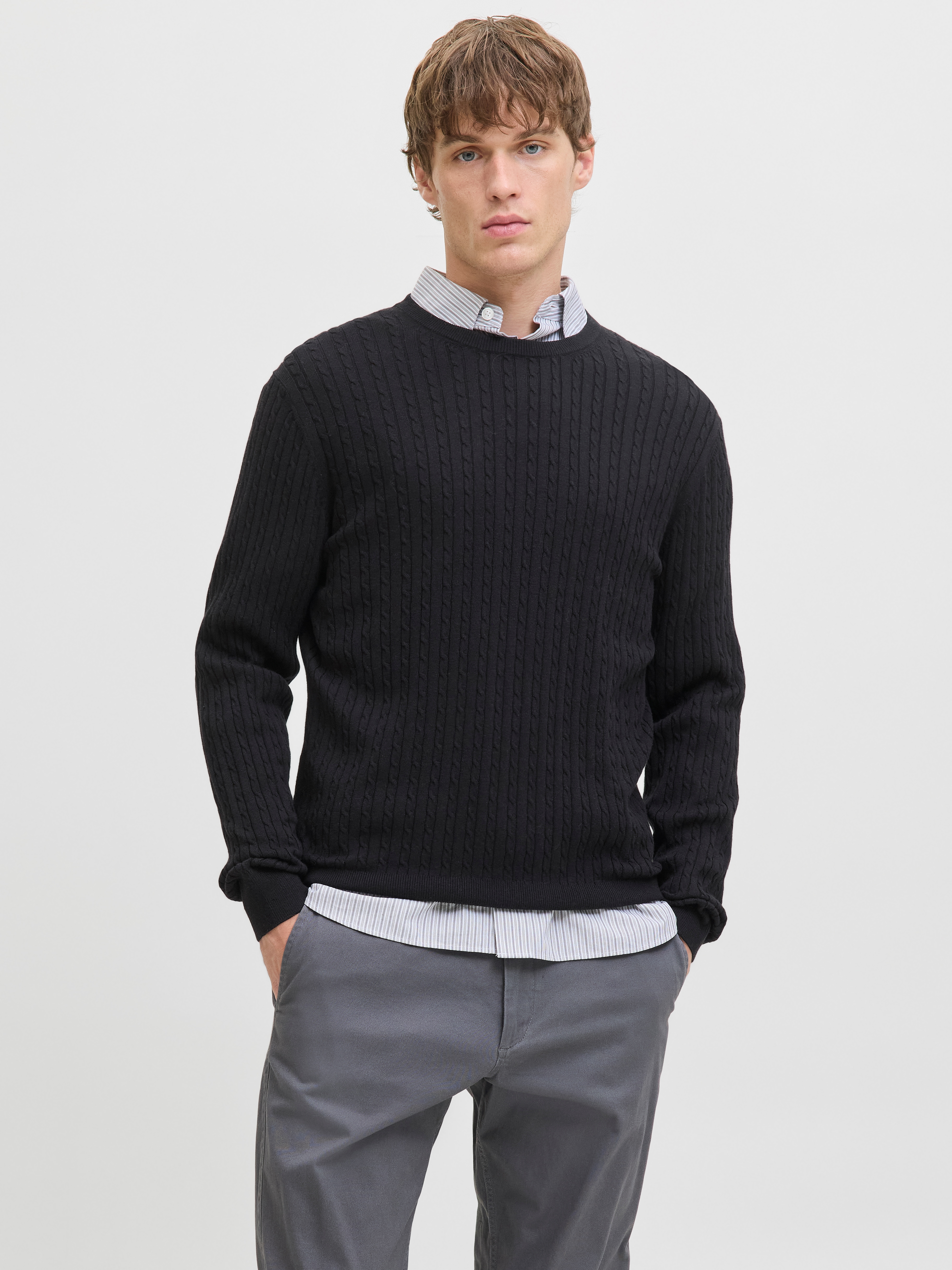 Strickpullover JACK & JONES "JJEEMIL KNIT CABLE CREW NECK NOOS", Herren, Gr. L, schwarz, Strick, Obermaterial: 60% Baumwolle, 20% Nylon, 20% Viskose, unifarben, regular fit hüftlang, Rundhals, Bündchen, Pullover Image