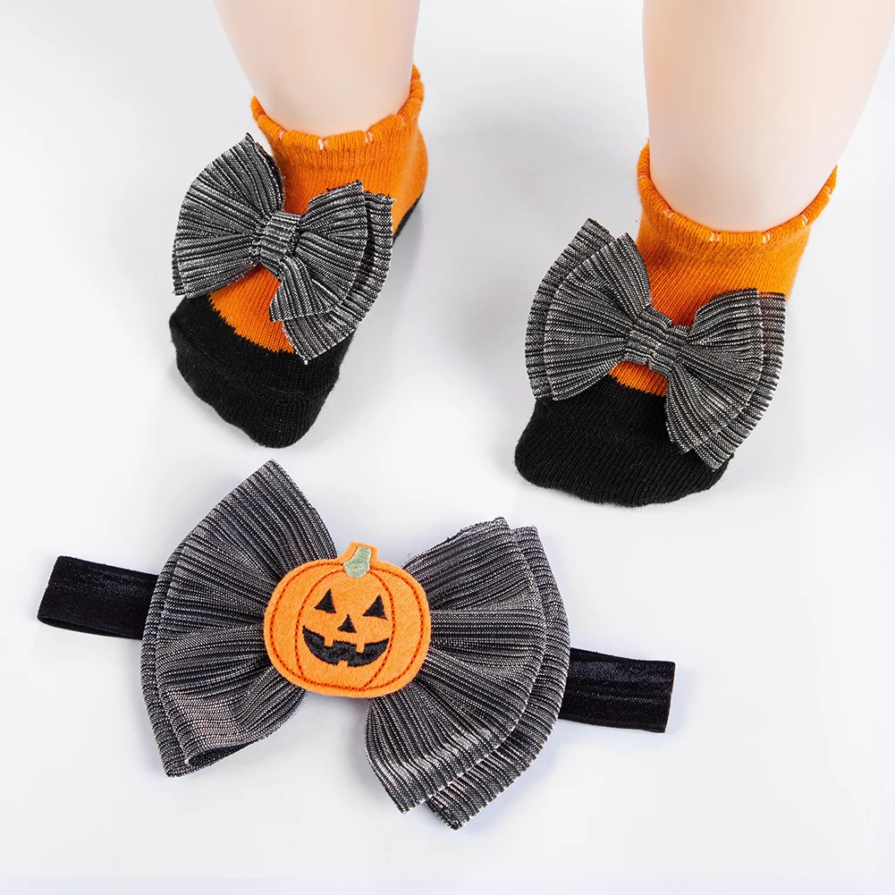 2 Teile/satz Kürbisse Filz Baumwolle Socken für Baby Mädchen Halloween Tag Bogen Elastische Stirnbänder Anti-Slip Kurze 0-12M Socke Party Zeug Image