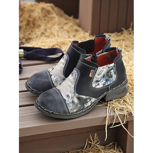 Damen Echtleder Stiefeletten in Rot handgefertigt mit künstlerischem Patchwork-Print, bequeme Chelsea-Stiefel im Vintage-Stil für Weihnachten, Winteroutfits Feiertagstreffen Image