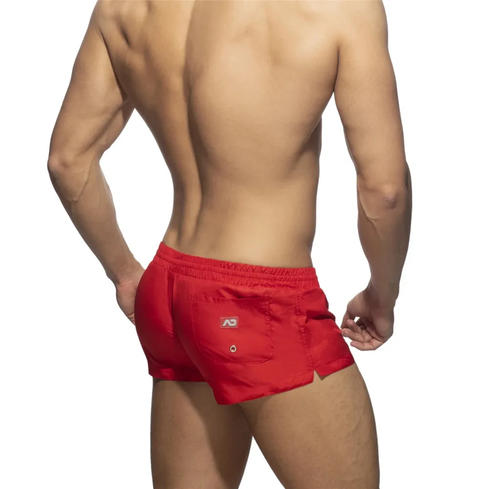2025Neue Badehose für Herren, klassisch, einfarbig, dreipunkig, schnell trocknend, Badehose, niedrige Strandhose, Herren-Sportshorts BS306 Image
