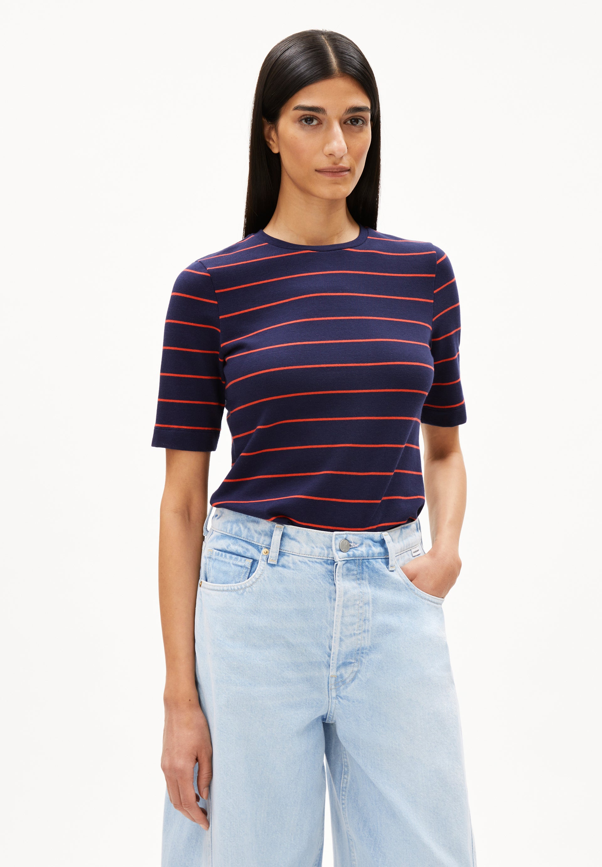 JAANISARA FINE STRIPE | T-Shirt aus Bio-Baumwoll Mix - mehrfarbig (L) Image