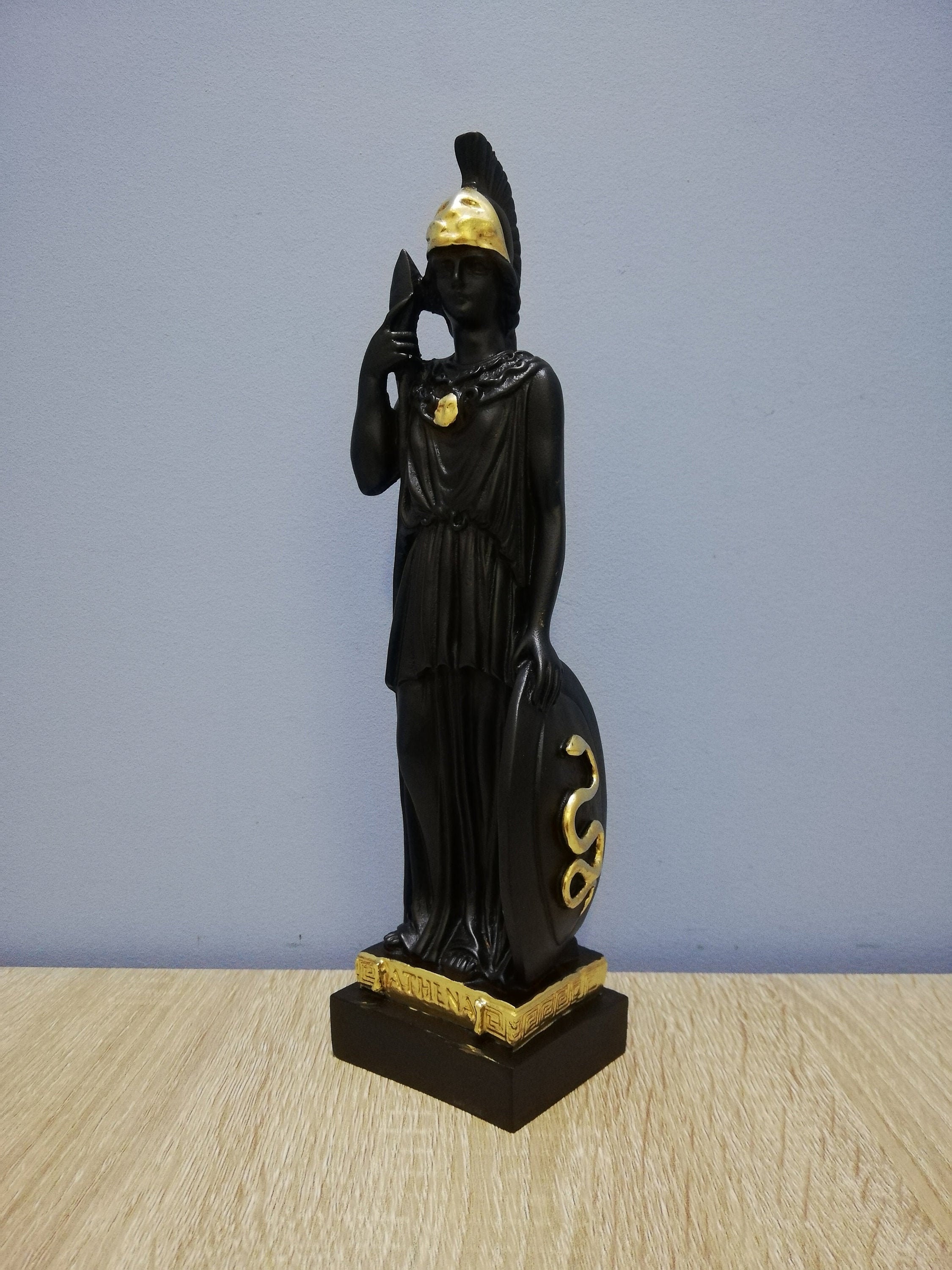 Atena Pallade Antica dea greca e romana della saggezza Minerva 25,5 cm - 10,03 pollici Statua moderna in marmo bianco e alabastro realizzata a mano in