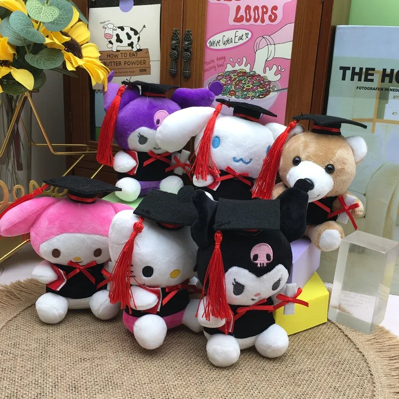25 cm Abschluss Plüschtier Stich Originalfiguren Stofftiere Sanrio Kuromi Hello Kitty Sofa Große Plüschpuppe Kinder Weihnachtsgeschenke