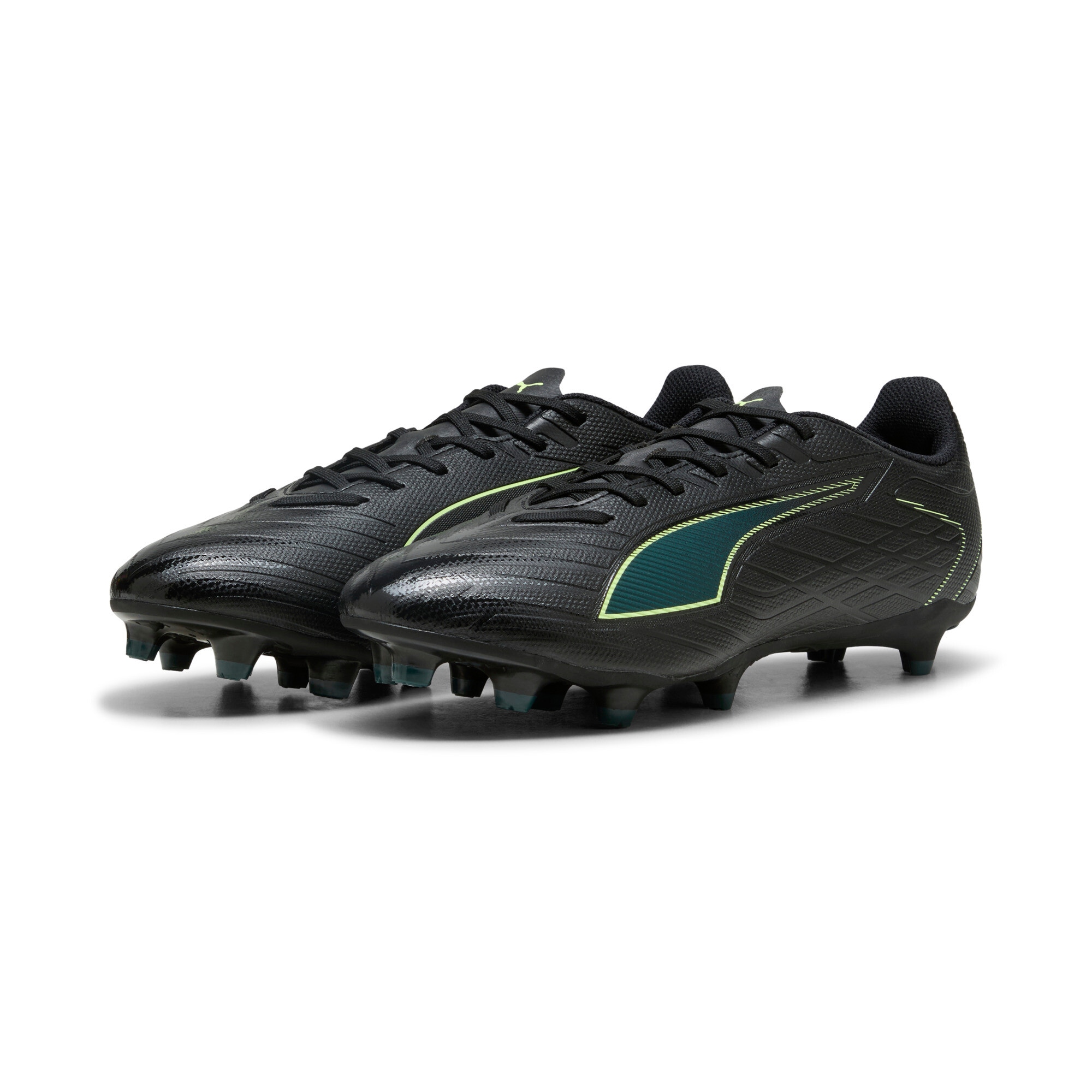 Fußballschuh PUMA "ULTRA 6 PLAY FG/AG", Gr. 40, puma schwarz, fizzy light, grün terrain, Synthetik, Schuhe, für Rasenplätze Image
