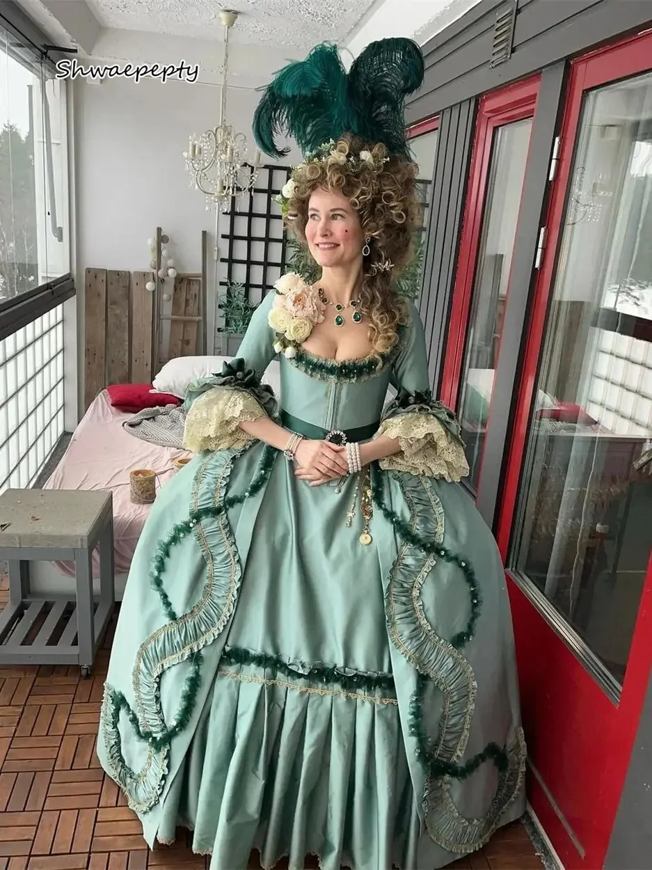 Historisches Rokoko-Abschlussballkleid mit halben Aufflackernärmeln, Vintage-Renaissance-Barock, Marie-Antoinette-Kostüm, Herzogin-Ballkleid, individuell gestaltet