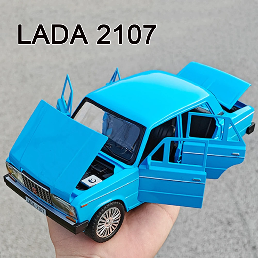 1:18 Russisches LADA 2107-Modellauto, Legierungsdruckguss-Spielzeug, 6 Türen geöffnet, zurückziehbarer Lichtton, Miniaturfahrzeug, perfekte Geschenke für Jungen Image
