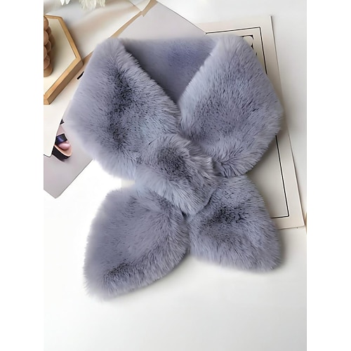 Weihnachtsschal aus Kunstpelz für Damen, weicher Plüsch-Halswärmer mit Kreuzknoten, eleganter Winter-Wickelschal für Feiertagspartys und Geschenke Image