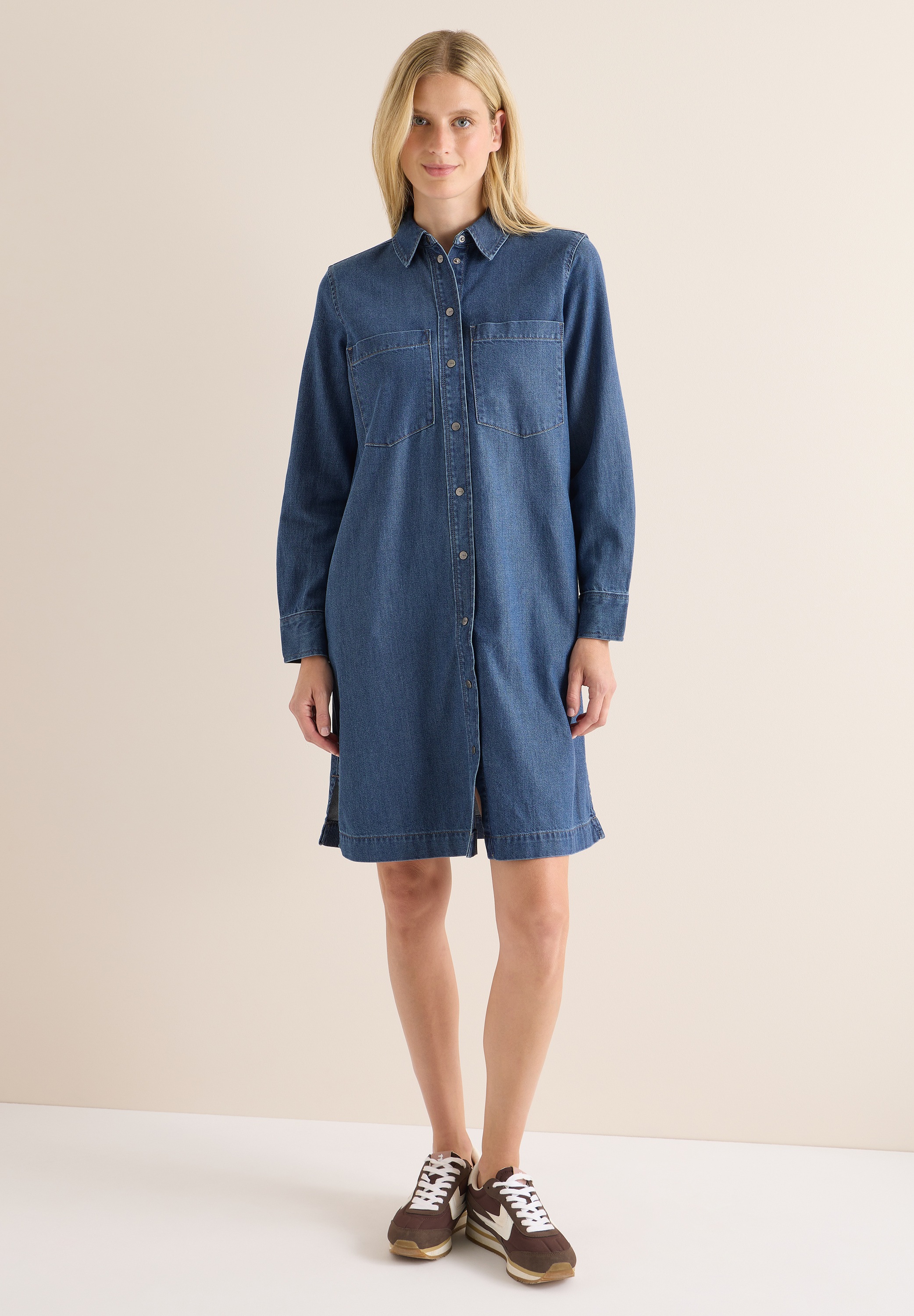 Jeanskleid CECIL, Damen, Gr. M (40), US-Größen, blau (mid blau wash), Jeans, 58% Lyocell, 42% Baumwolle, unifarben, normal knielang, V-Ausschnitt, Bündchen, Kleider, mit Knopfleiste