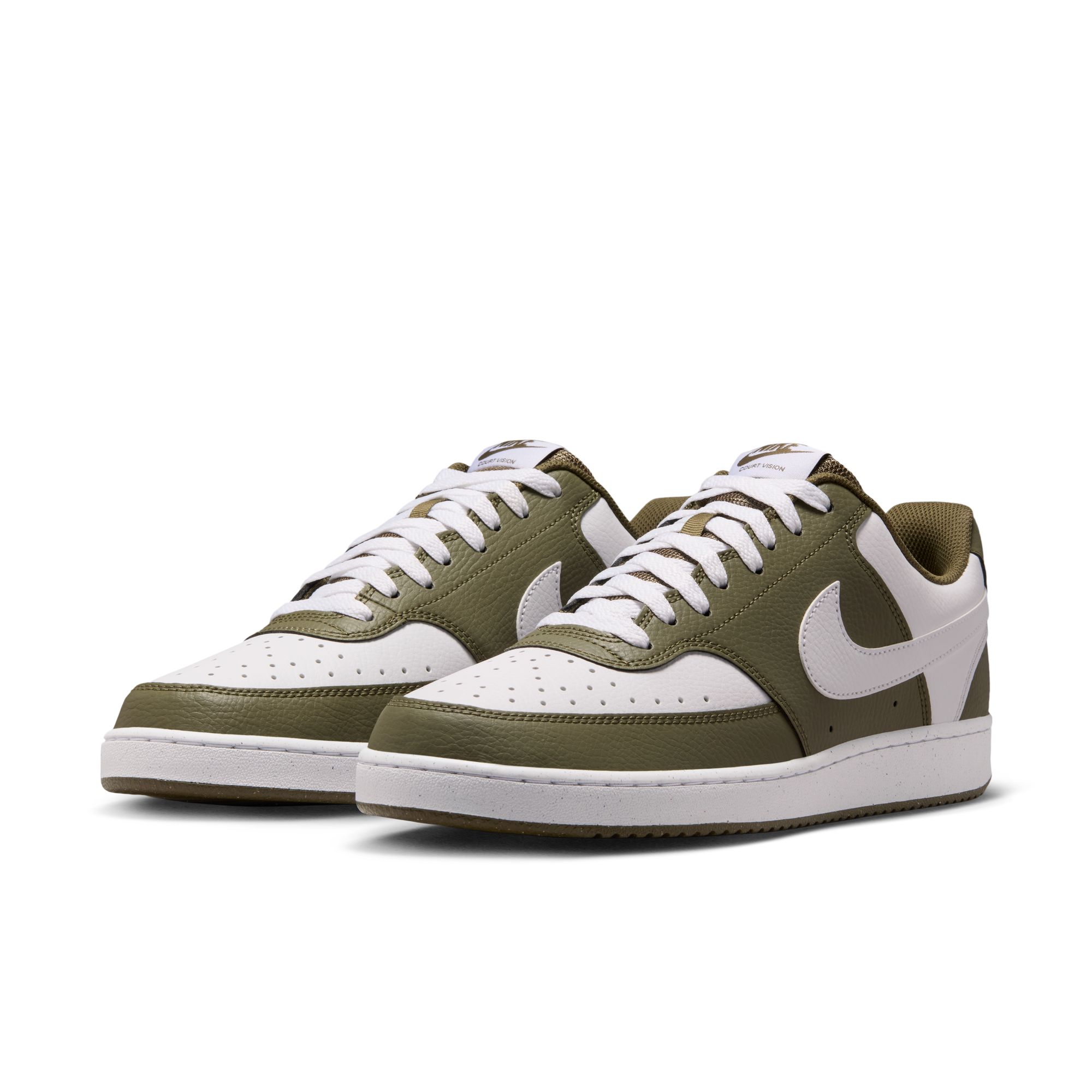 Sneaker NIKE SPORTSWEAR "COURT VISION LO", Herren, Gr. 40, medium olive, weiß, Synthetik, Schuhe Sneaker, Design auf den Spuren des Air Force 1