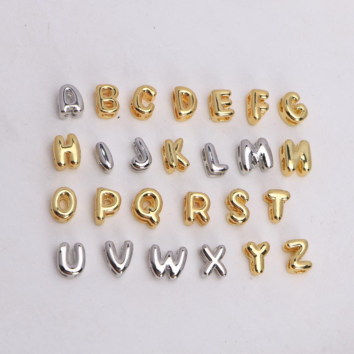 26 pezzi, perline dell'alfabeto placcate in oro 18K/argento dalla A alla Z, perline con lettere, perline iniziali, perline con nome, distanziatori per