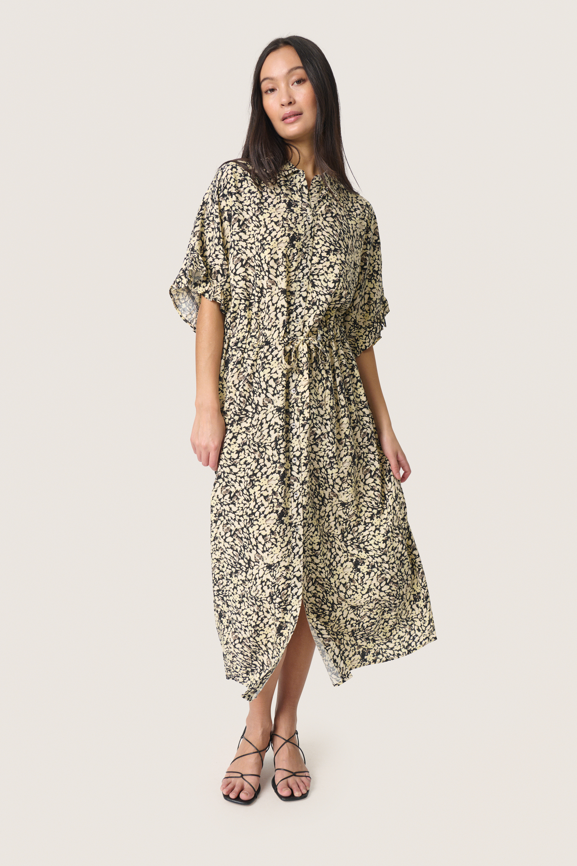 Kleid Lockere Passform black offwhite Image