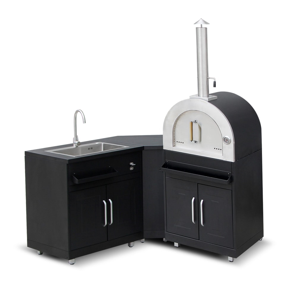 Cucina da esterno in metallo con 3 lavelli e forno per pizza