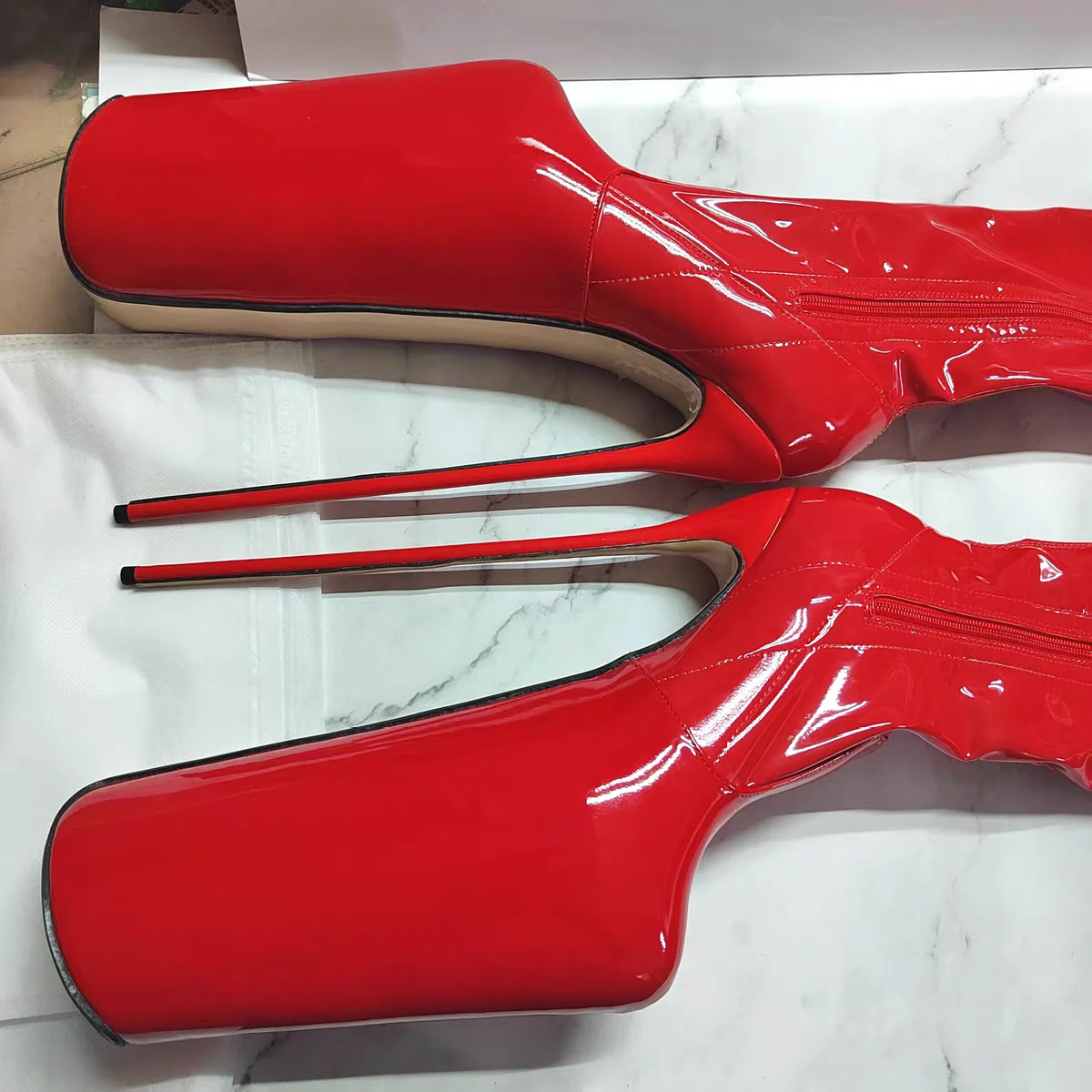 Rote Zipper Plattform Über Knie Stiefel Spitz Dünne High Heel Mode Sexy Winter Große Größe 2025, Frau Schuhe Zapatillas Mujer