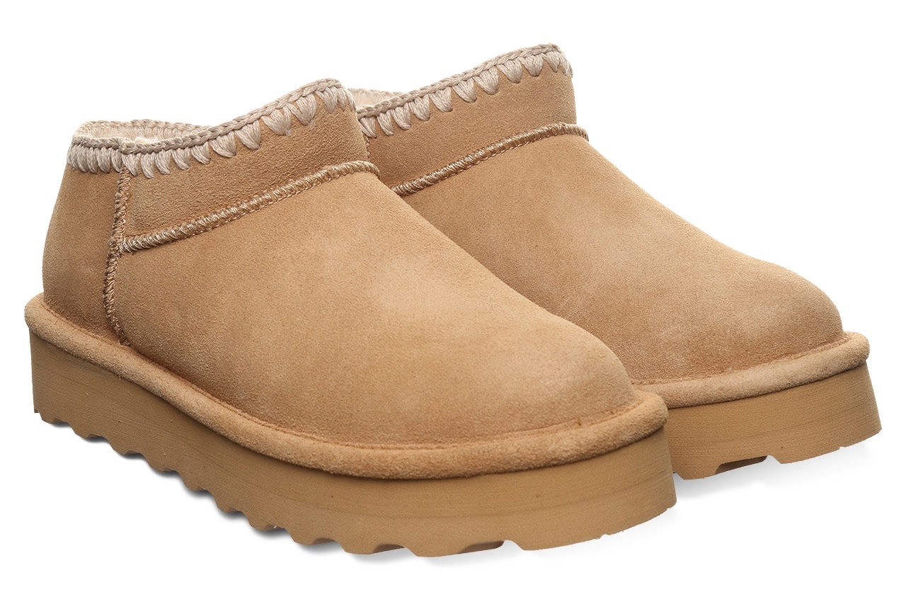 Winterboots BEARPAW "Lyanna Platform", Damen, Gr. 40, hellbraun, Veloursleder, Schuhe Winterboots, Plateauboots, Schlupfstiefel mit Plateausohle