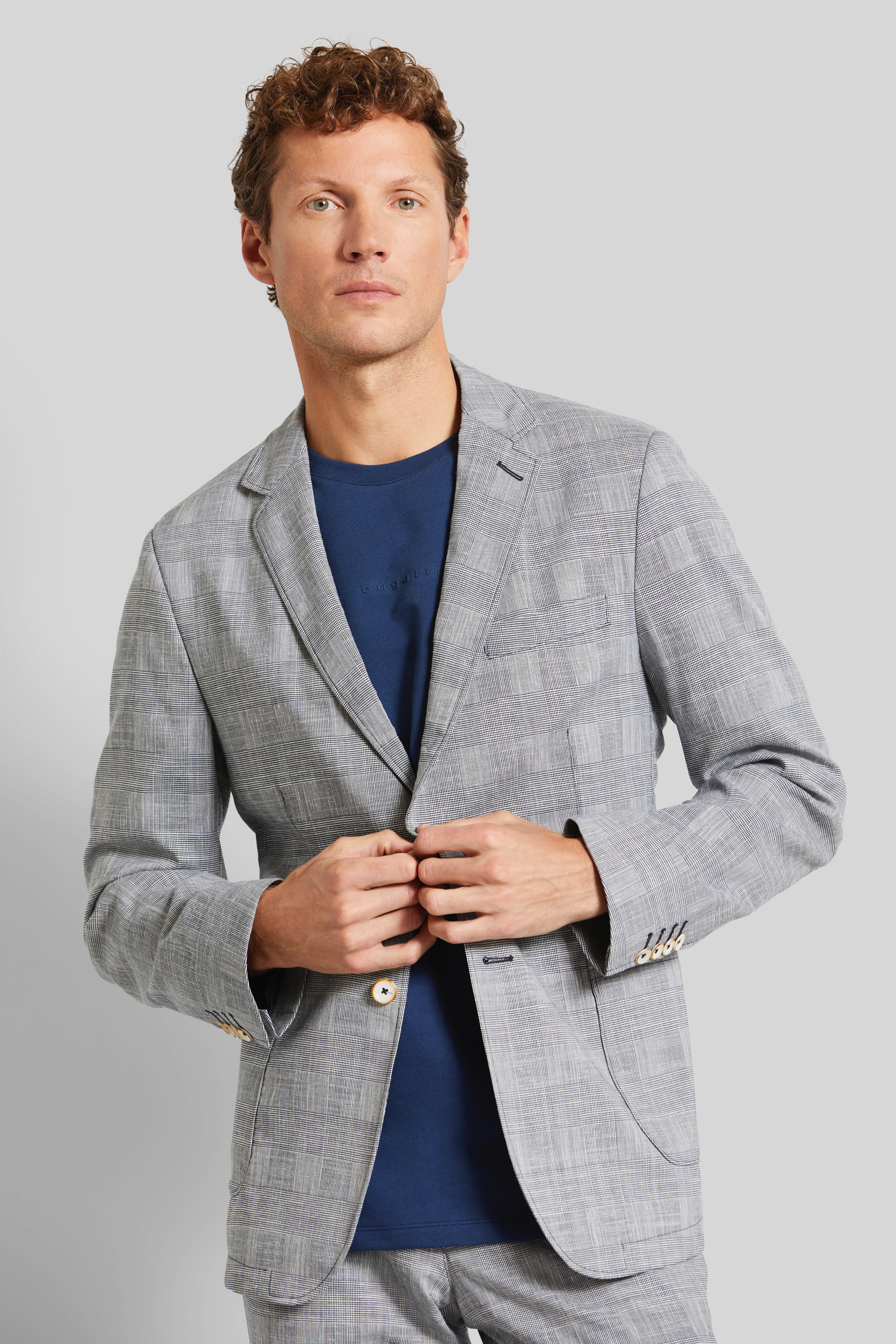 Bugatti Herren Sakko mit besonderer Leichtigkeit Image