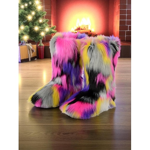 Grüne Kunstfellstiefel für Damen – gemütlicher Weihnachtsstil, perfekt für Feiertagsoutfits und festliche Anlässe Image