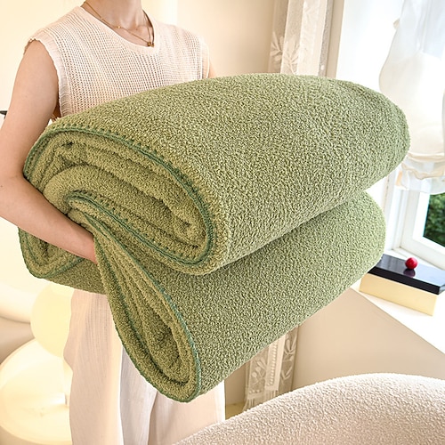 dicke Fleecedecke aus Milchsamt, weiche Korallenfleece-Nickerchendecke, Halb-Sherpa-Plüschdecke für Zuhause, kuschelig warme Winterdecke Image