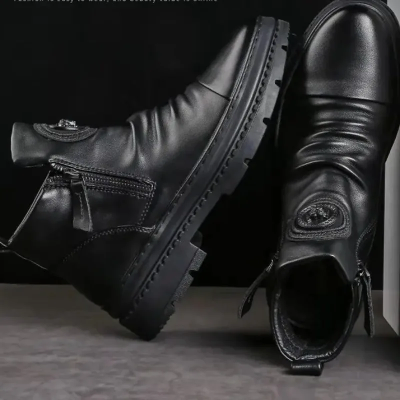 2025 Stivali corti da uomo nuovi stile britannico Stivali Chelsea da uomo Scarpe eleganti da uomo d'affari Stivali alti casual Stivali con plateau da uomo
