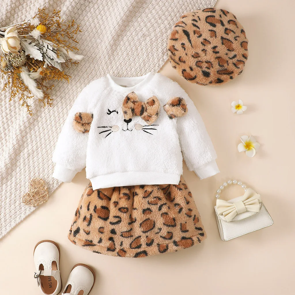 3-teiliges Baby-Herbstmode-Set aus Plüsch mit Leopardenmuster, Oberteil + Rock + Mütze, Herbst-/Winter-Set, geeignet für süße Babys im Alter von 0–3 Jahren Image