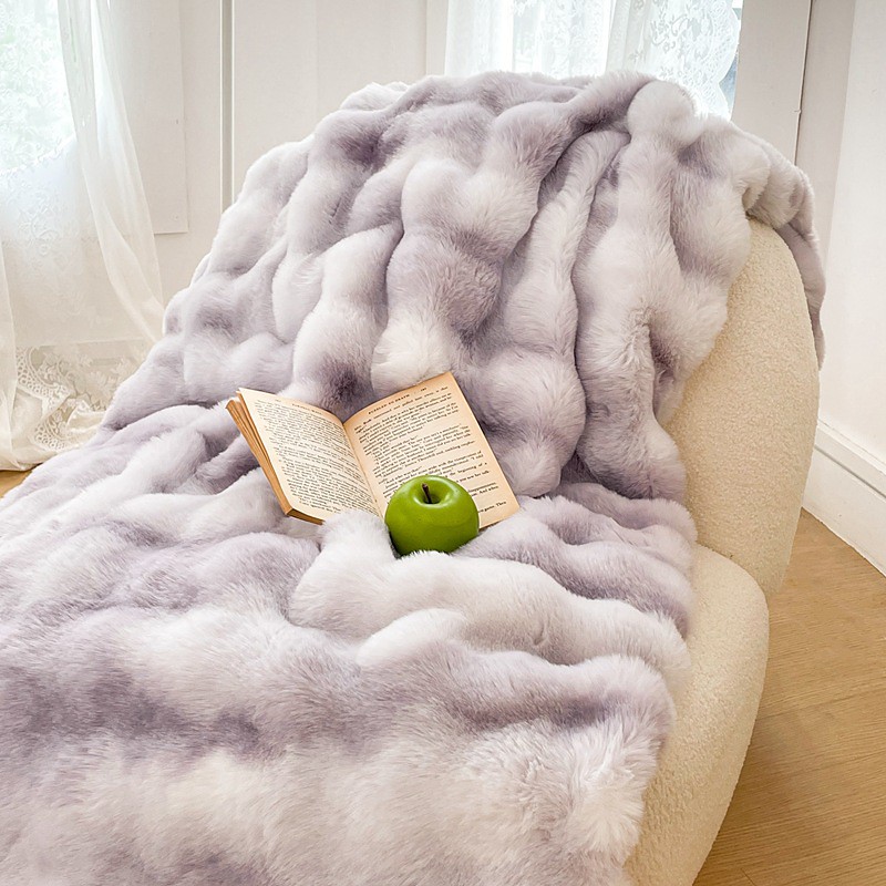 Plush Rabbit Fur Blanket Soft Double Layer Throw Blanket for Sofa Bed Office Nap Thick Warm Fluffy Blanket for Autumn Winter Home Decor