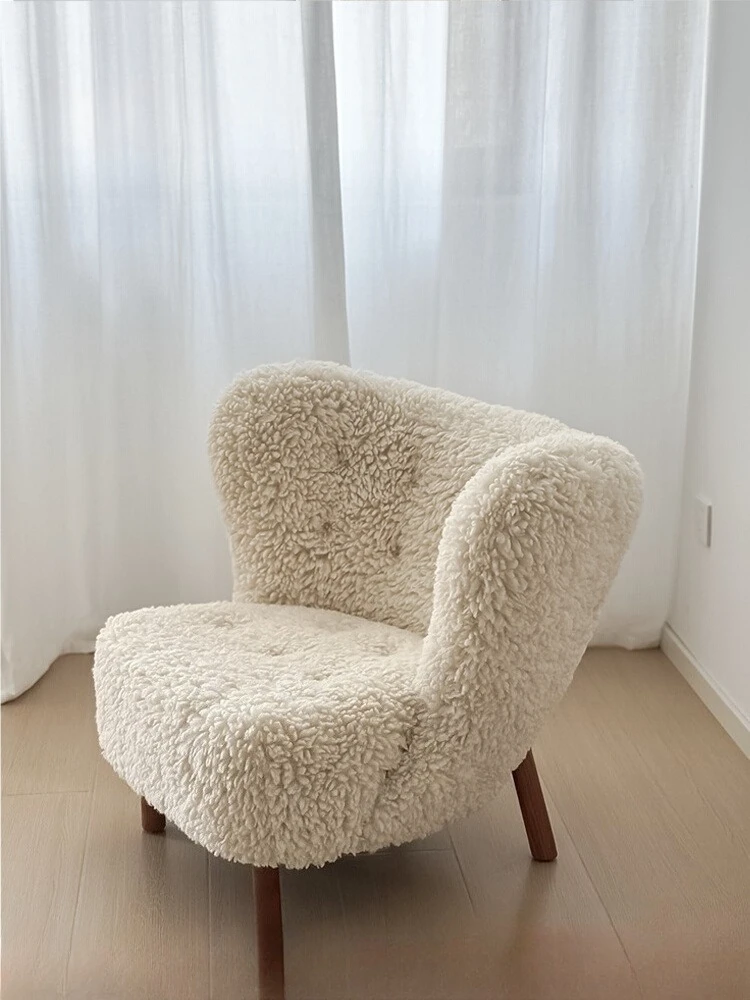 Cremefarbener Retro-Loungesessel – gemütlicher Tiger-Sessel für Zuhause und Büro Image