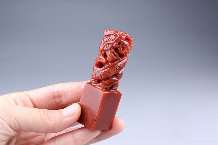 Sigillo cinese DragonChop, sigillo personalizzato cinese, scultura in pietra cinese, sigillo circolare in pietra cinese con il tuo nome inciso a mano.