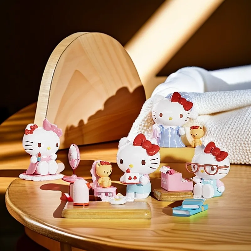 Sanrio Hello Kitty Daily Life Series Hello Kitty Tide Play Handgefertigte Desktop-Puppendekoration Desktop-Dekoration Dekoration