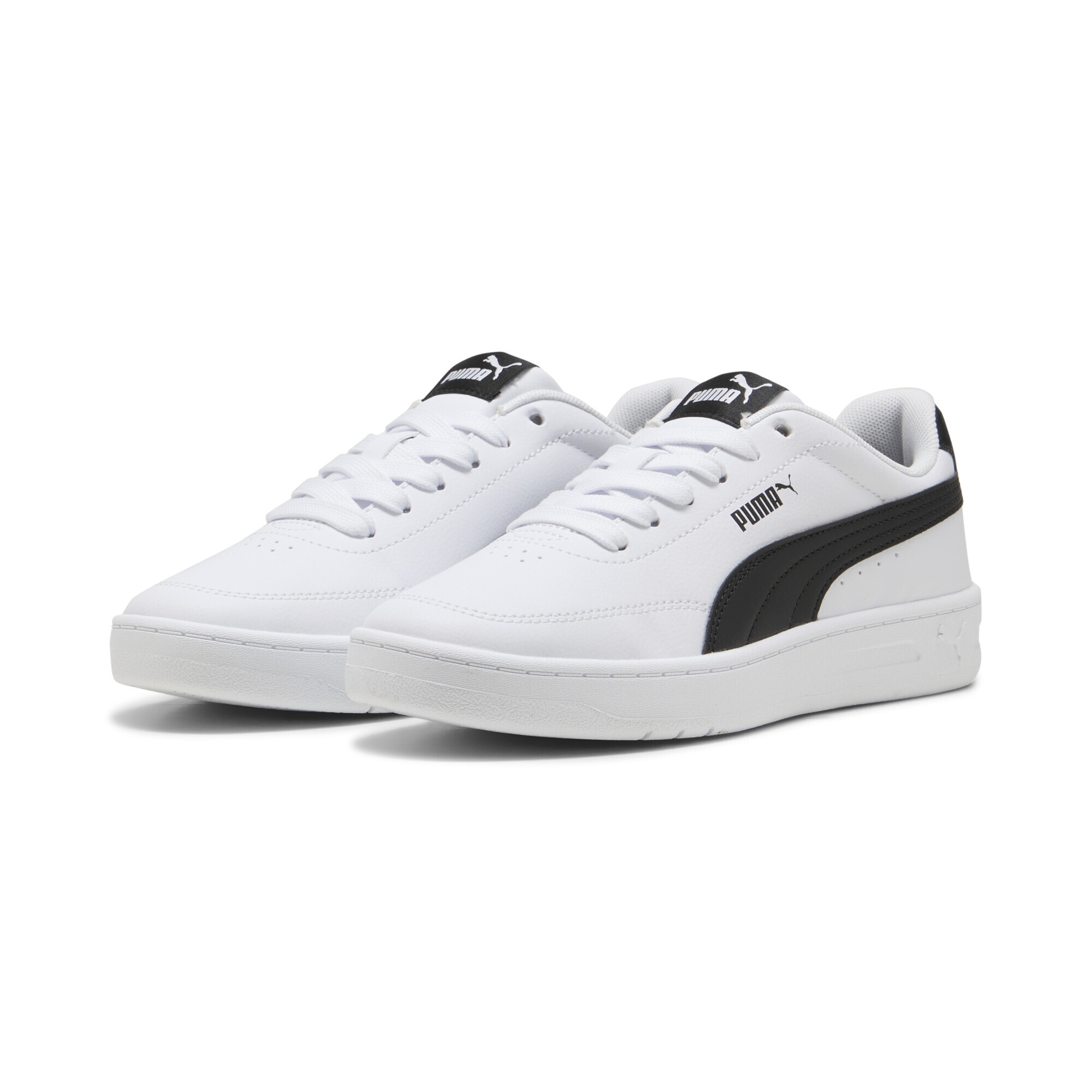 Sneaker PUMA "Court Classic Clean Sneakers Jugendliche", Kinder, Gr. 37,5, schwarz-weiß (weiß schwarz), Obermaterial: Synthetik, Textil; Futter: Textil; Innensohle: Textil; Laufsohle: Gummi, Schuhe Sneaker