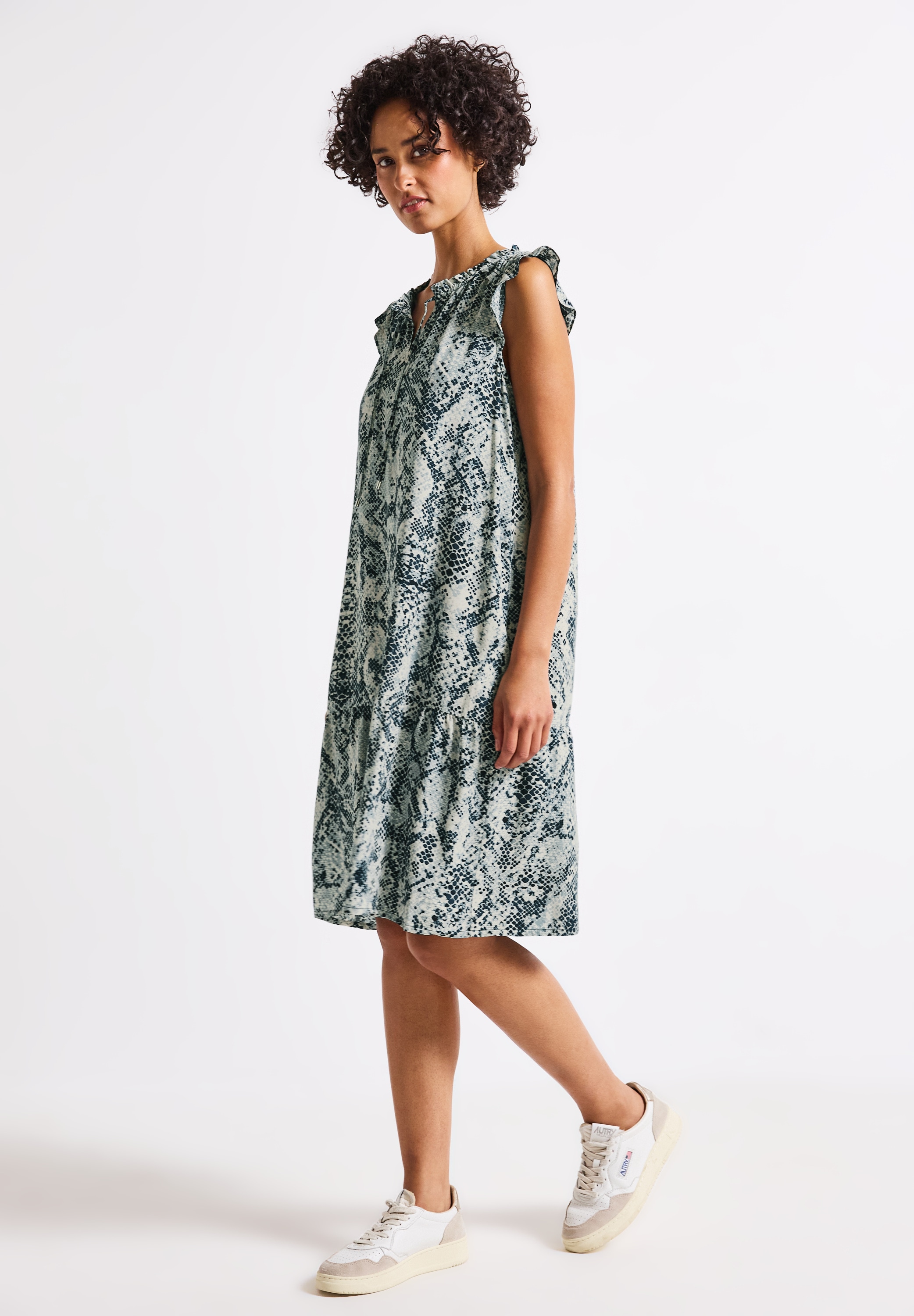 Sommerkleid STREET ONE, Damen, Gr. 36, EURO-Größen, blau (arona blau), Stoff, 100% Viskose, bedruckt, normal knielang, Rundhals, normaler Saum, Kleider Sommerkleid, mit Volant