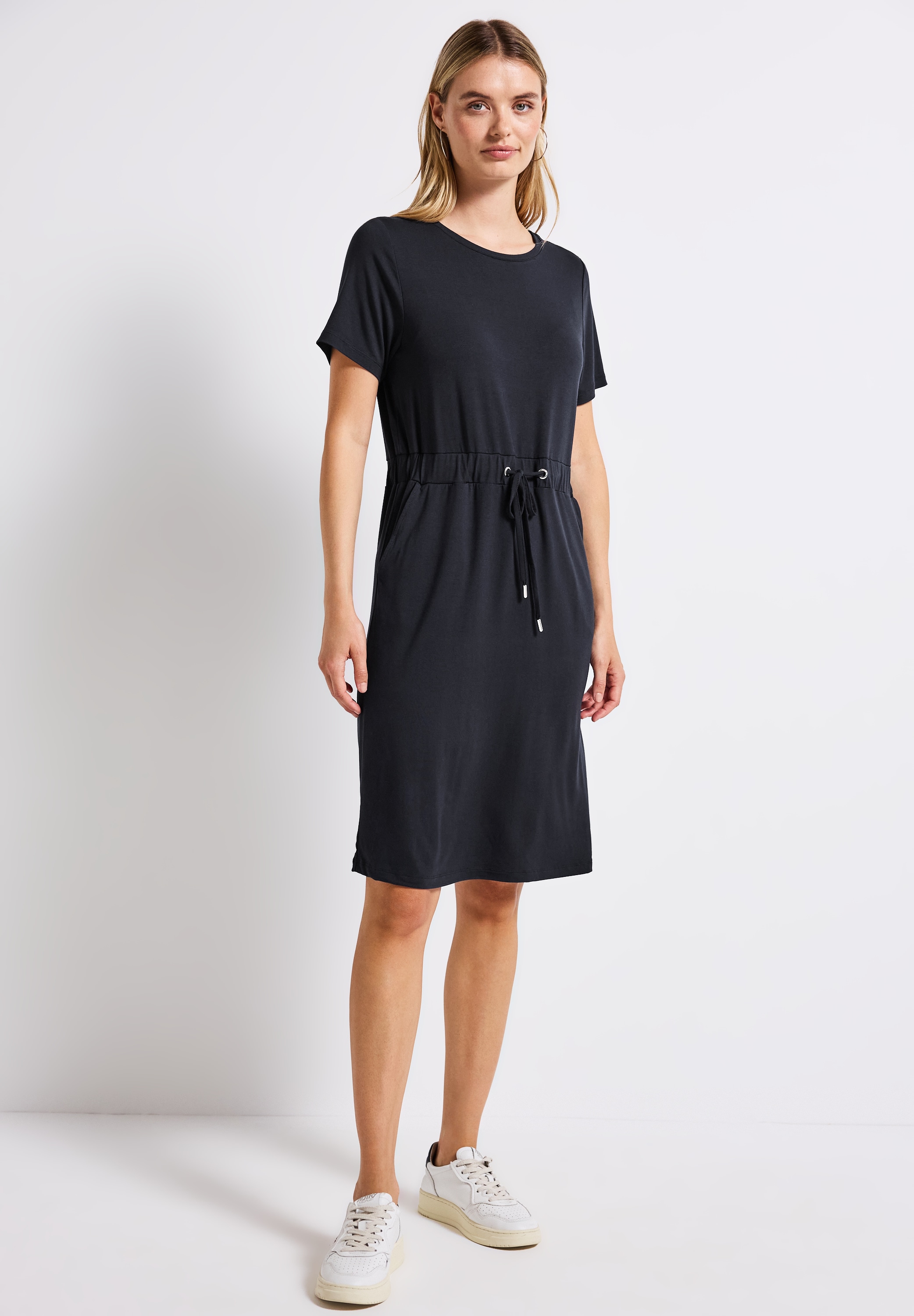 Jerseykleid STREET ONE, Damen, Gr. 42, EURO-Größen, blau (deepwater blau), Jersey, 95% Viskose, 5% Elasthan, unifarben, normal knielang, Rundhals, abgesteppt, Kleider Jerseykleid, mit Tunnelzug an der Taille