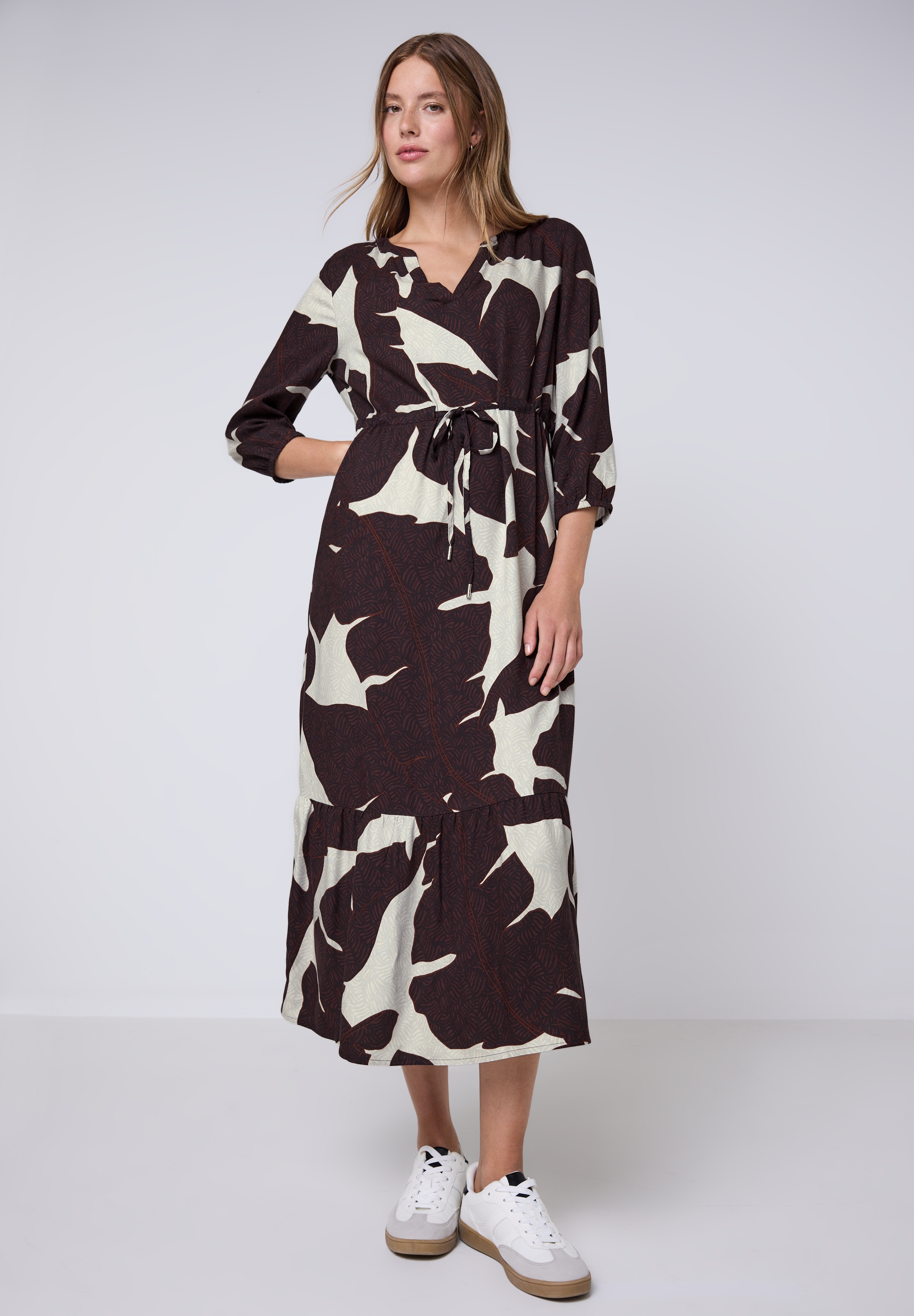 Maxikleid STREET ONE STUDIO, Damen, Gr. 38, EURO-Größen, rot (fudge rot), Stoff, 100% Viskose, bedruckt, comfort fit lang, Rundhals, elastischer Bund, Kleider Maxikleid, aus Viskose