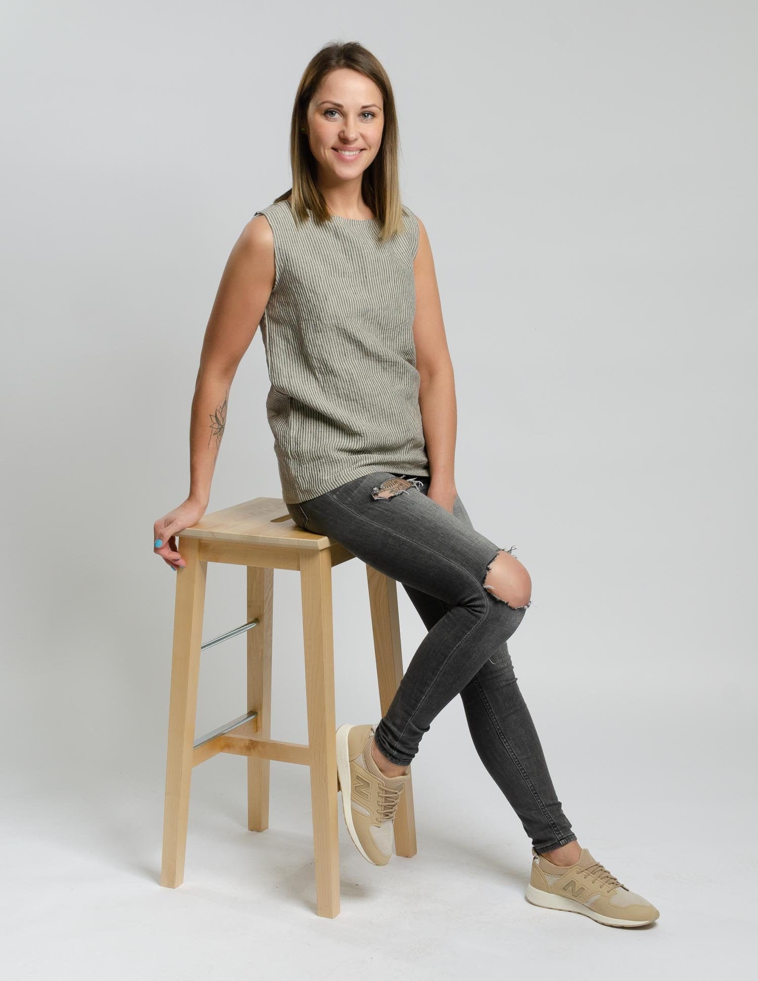 MONIKA Top a righe in lino, top senza maniche in lino, camicetta semplice, camicia estiva, top bianco, camicia senza maniche, top grigio in lino, cami