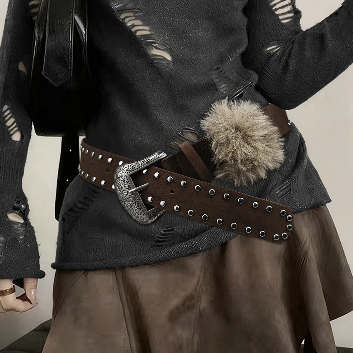 Gürtel, heißes Mädchen, Subkultur-Gürtel mit Nieten und Metallschnalle, tausendjähriger Stil, amerikanischer Retro, Subkultur, pelziger Gürtel Image