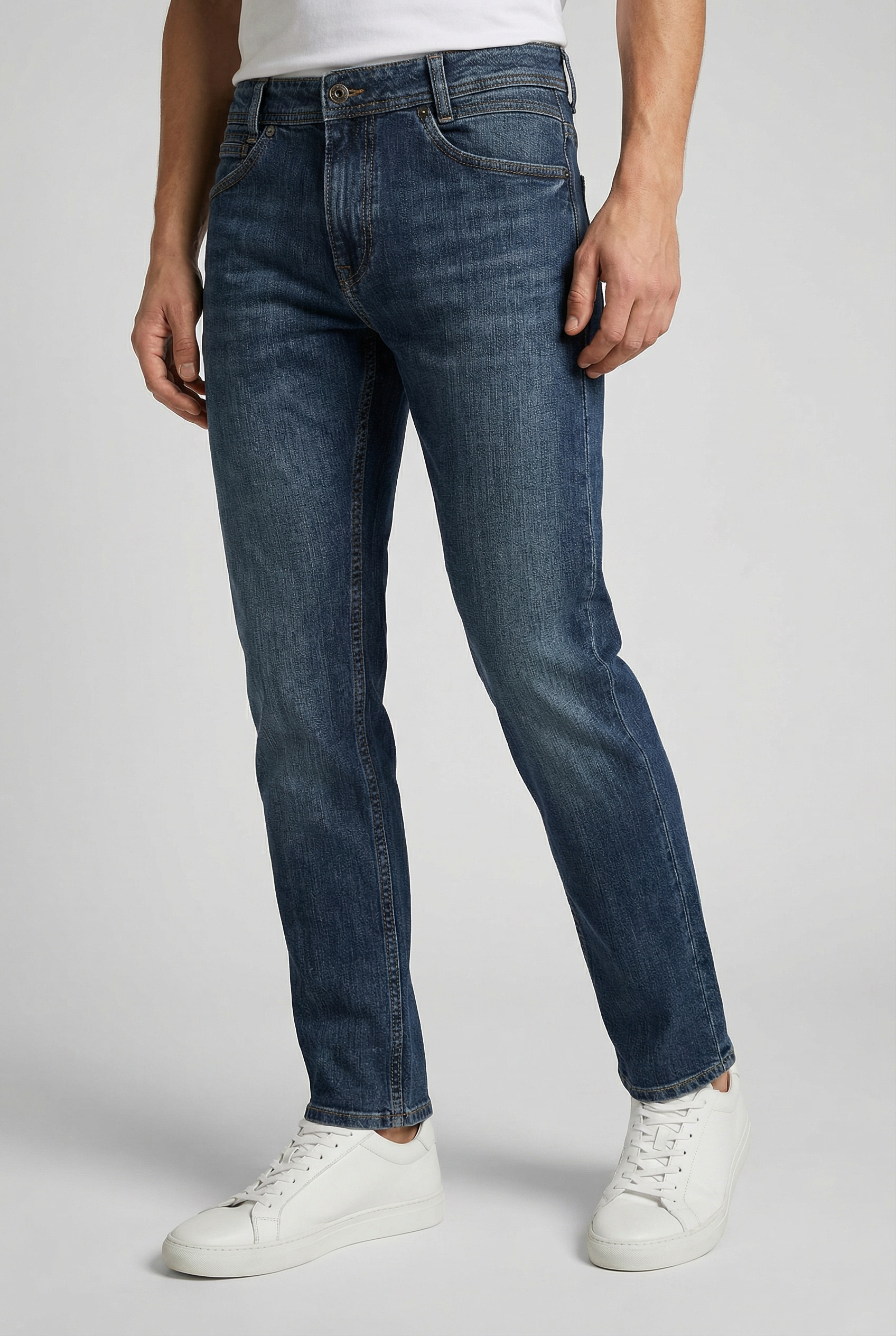 Tapered-fit-Jeans PEPE JEANS "TAPERED JEANS", Herren, Gr. 32, Länge 32, tiefblau, Denim/Jeans, Obermaterial: 98% Baumwolle, 2% Elasthan, gerade, unten schmal lang, Jeans