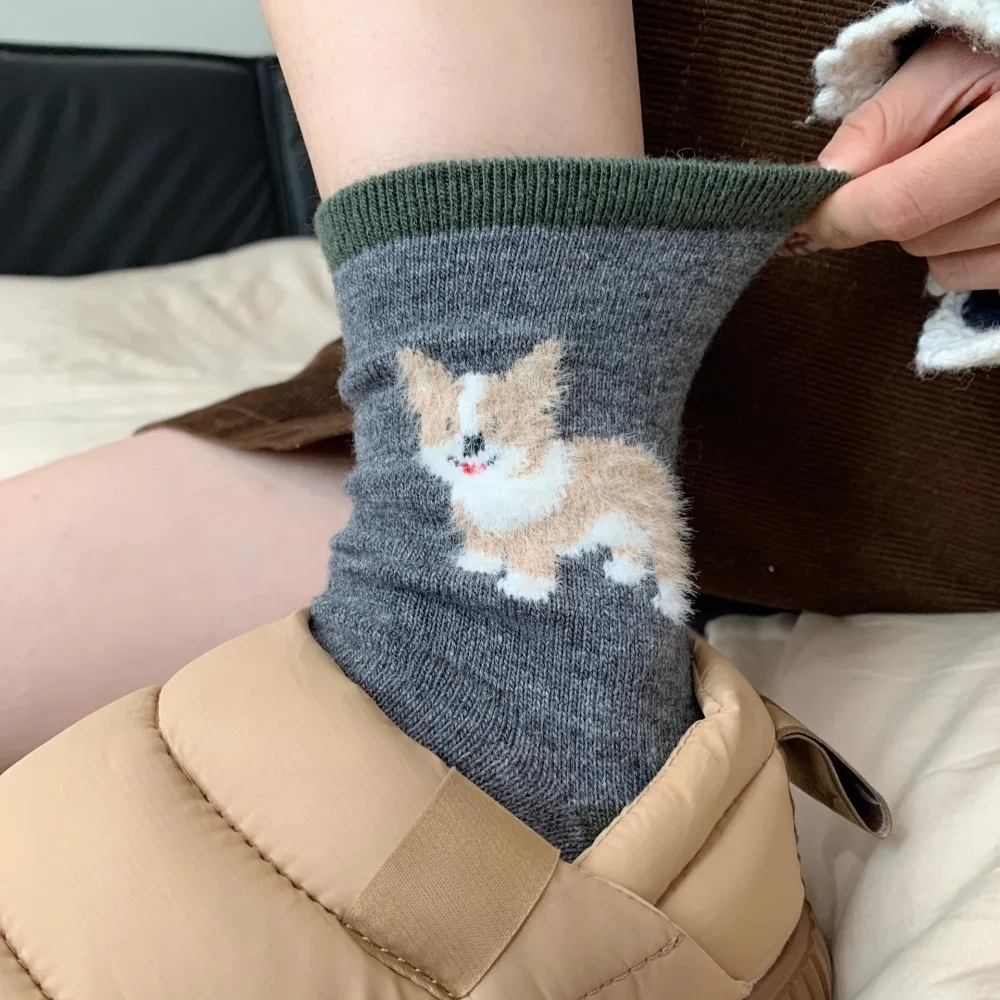 Kawaii Plüsch Hund Muster Frauen Socken Lustige Cartoon Corgi Mitte Rohr Strümpfe Herbst Winter Casual Baumwolle Warme Strumpfwaren Image