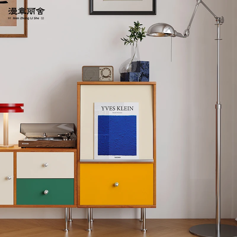Kommode im mittelalterlichen Bauhaus-Stil, einfacher Aufbewahrungsschrank für das Wohnzimmer, kreativer Aufbewahrungsschrank für den Eingangsbereich, Sofa-Seitenschrank
