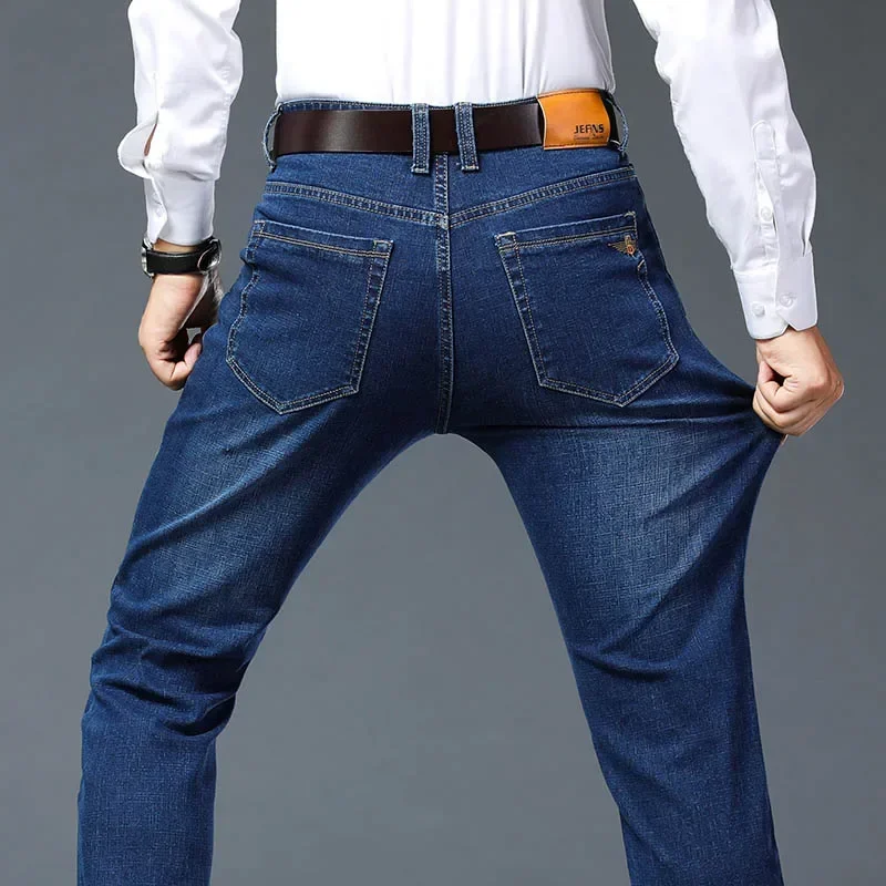 Plus Größe 42 44 46, Frühling Herbst Herrenmode Casual Jeans Schwarz Blau Klassische Business Gerade Elastizität Marke Denim Hosen