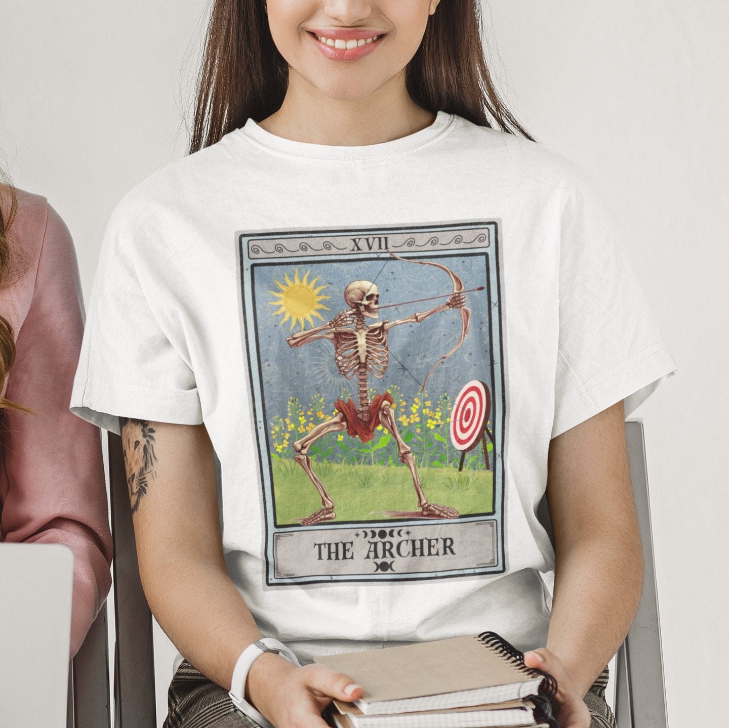 Maglietta per tiro con l'arco, Camicia per carte dei Tarocchi dell'arciere, Maglietta per arciere Tiro con l'arco T-shirt Amante del tiro con l'arco d