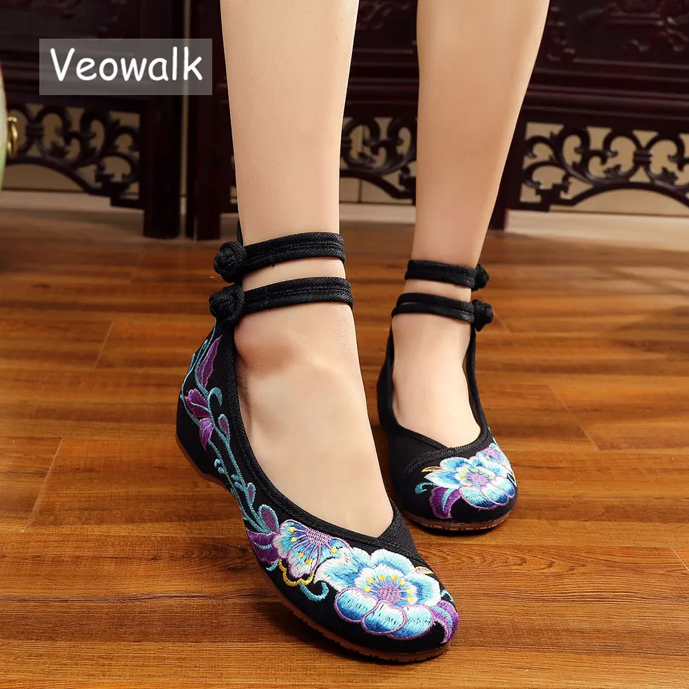 Veowalk Vintage Frauen Baumwolle Blume Stickerei Schuhe Damen Casual Chinesischen Stil Komfortable Weiche Leinwand Tanz Balletten Ballerina