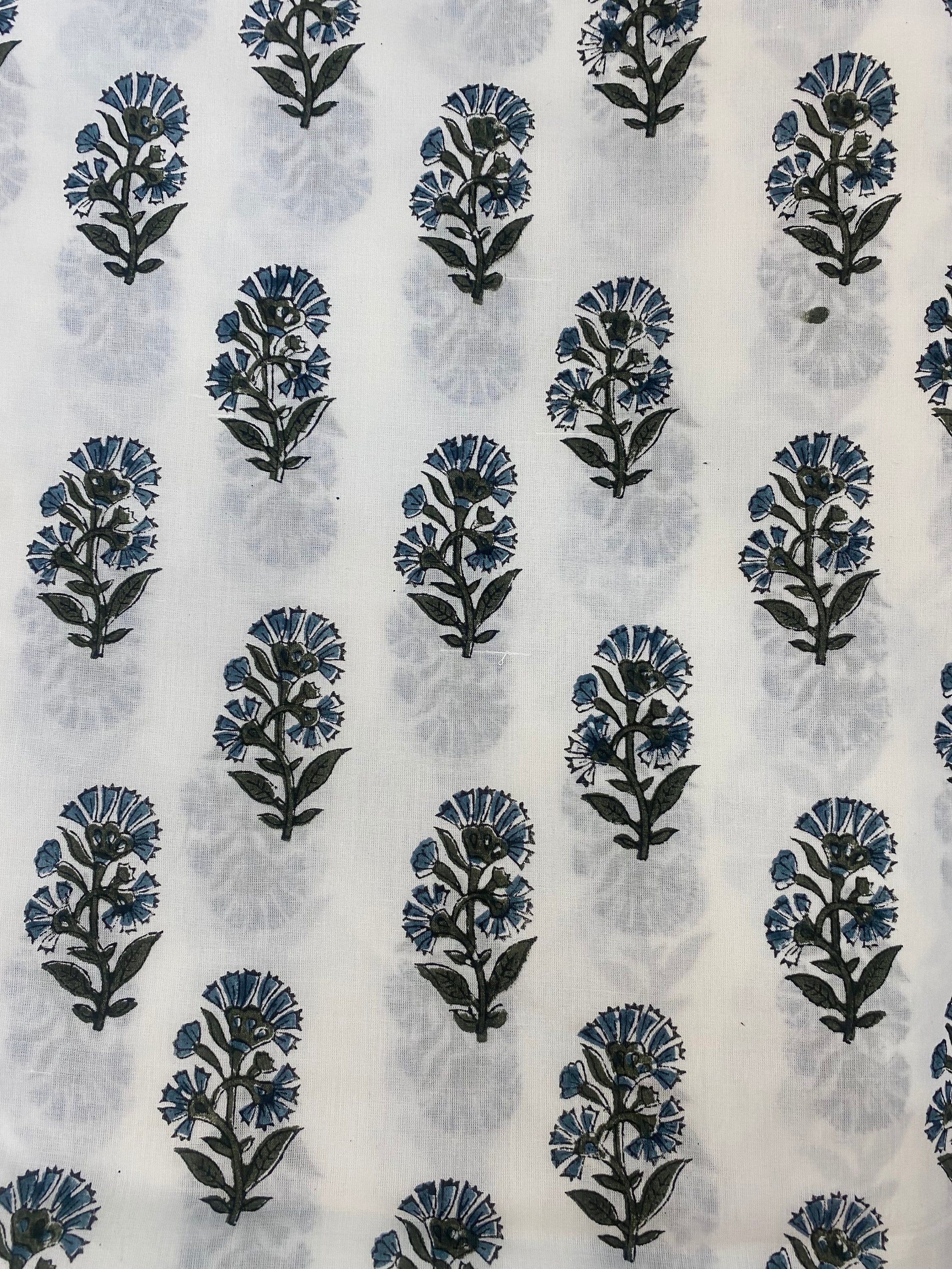 Stampa a blocchi a mano, stampa floreale, tessuto di cotone morbido, tessuto floreale moderno tessuto tessuto stampa indiano tessuto abito da donna, t